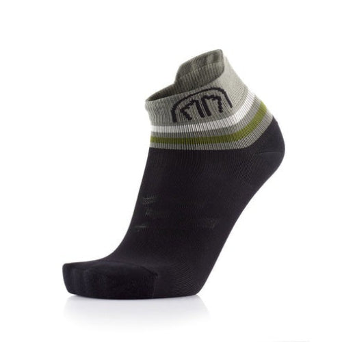 Black Sidas ankle running sock with gray and green accents on a white background