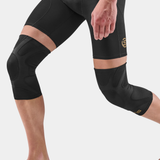 SKINS Unisex Series-5 Knee Sleeves (Pair) - Black