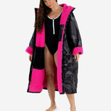 Dryrobe Advance Unisex Long Sleeve - Black Camo/Pink